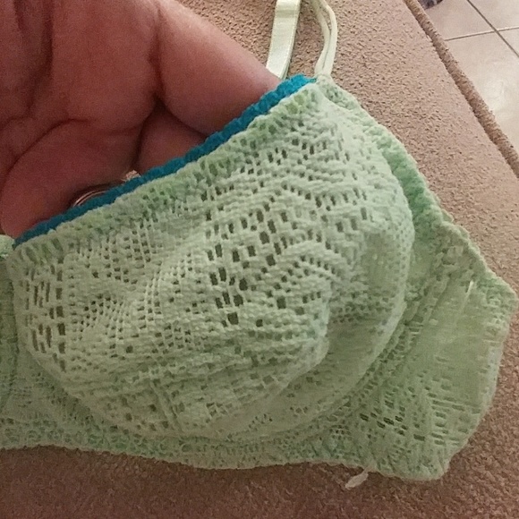❄SALE❄FP underwire lace crochet bra NWOT - Picture 4 of 6